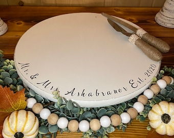 Wedding Cake Stand / Personalized Cake Stand / Wedding Cake Platter / Wedding Decor / Wood Cake Stand / Wood Tray