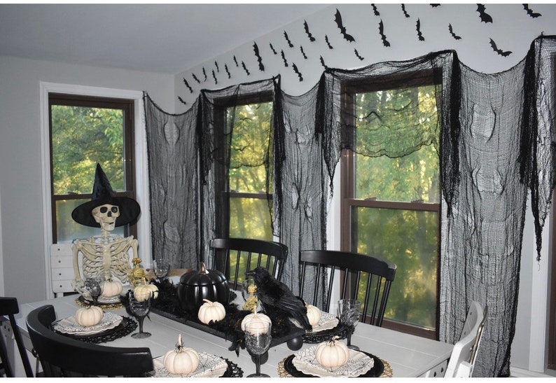 Bat Wall Decor / Halloween Bat Decor / Halloween Decorations / Bats Etsy