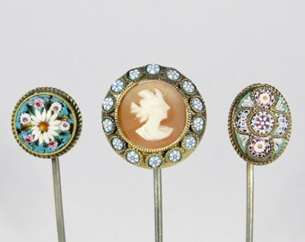 Victorian Daisy Pin Paste Stone Center Gilt Metal Cravat Pin