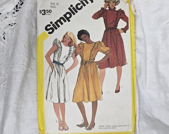 Simplicity 5787 Pullover Asymmetrical Dress Uncut Miss Size 14 Vintage 1982