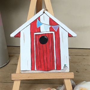 Red hanging beach hut decoration, wooden beach hut, beach decor, seaside theme, nautical decoration, little hut, little houses