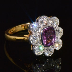 ヴィンテージ サファイア リング - アールデコ GIA ナチュラル 3.48 カラット VS F ダイヤモンド パープル ピンク サファイア 18K ソリッド ゴールド ハロー ベゼル ミルグレイン カクテル リング バンド