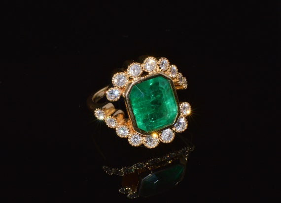 Vintage Emerald Ring - GIA Emerald Ring - Estate … - image 4