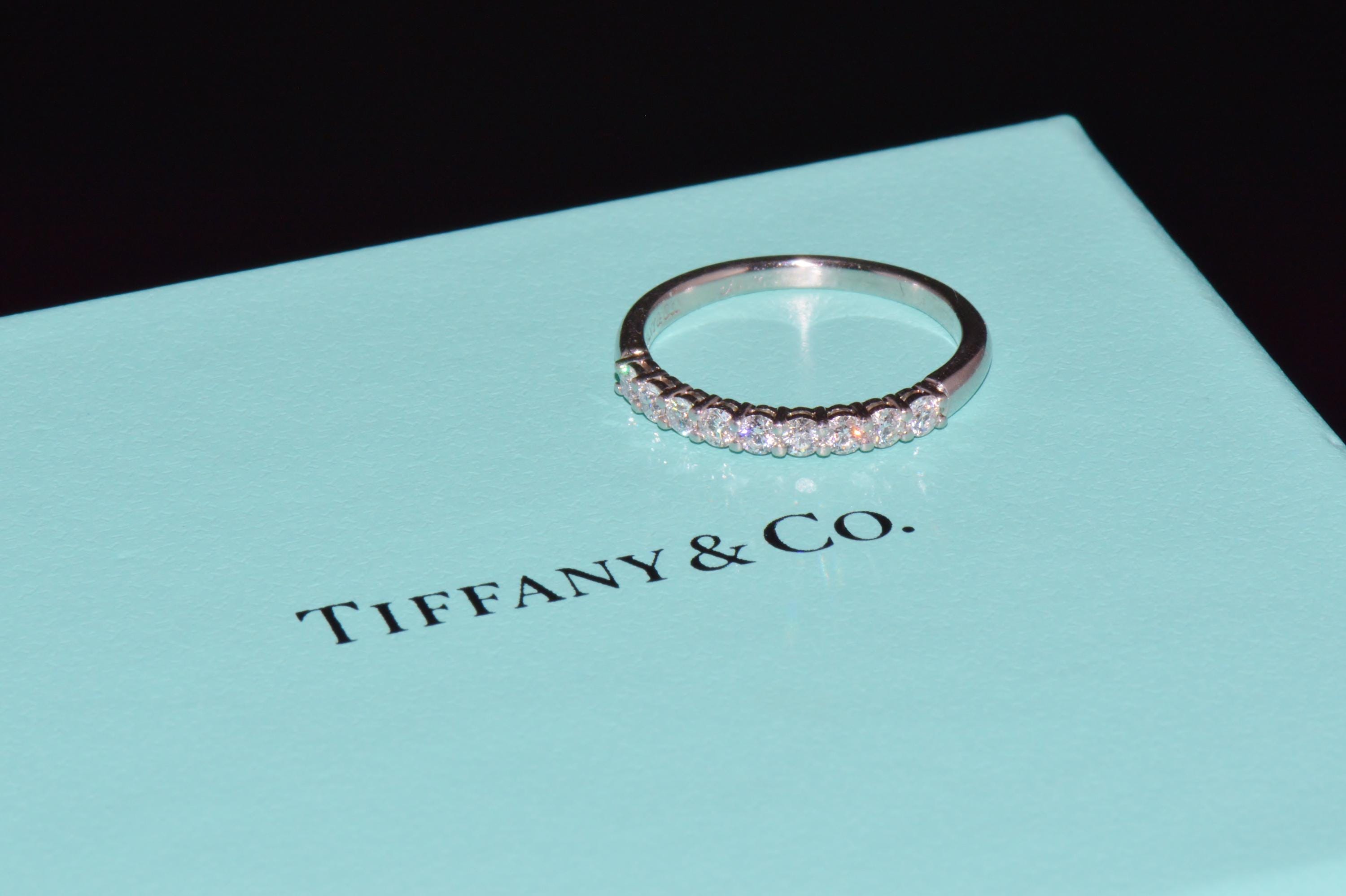 ティファニー フォーエバー ダイヤモンド エタニティ バンドリング