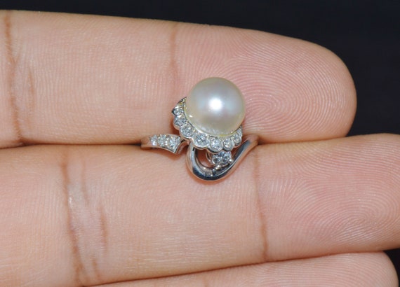 Vintage Pearl Ring - Gorgeous Natural 0.25cts VS … - image 6