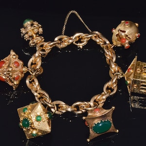Charms Bracelet - Vintage Etruscan Revival Italian 750 18K Solid Gold Chalcedony Turquoise Coral Chain Link Fob Bracelet - ExoticGoldJewelry