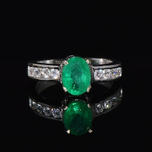 Emerald Diamond Ring - Vintage Emerald Ring - Natural 1.87Cts Emerald VS F Diamond Soild 750 18K White gold Engagement Ring Eternity Band