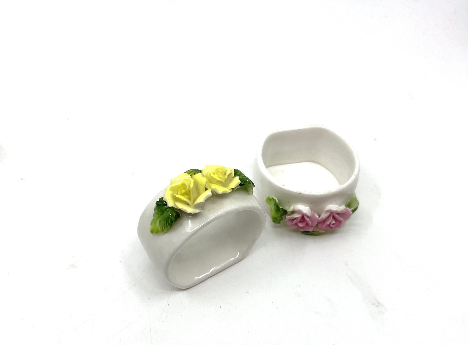 ヴィンテージ磁器の花柄ナプキンリング - 4個セット - Etsy 日本