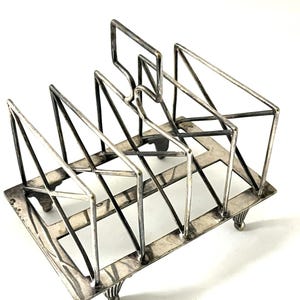 Tostador plateado de estilo eduardiano