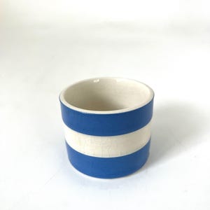 TG Green Cornishware  Egg Cup Judith Onions Design Church Gresley Blue and white Stripe Eggcup