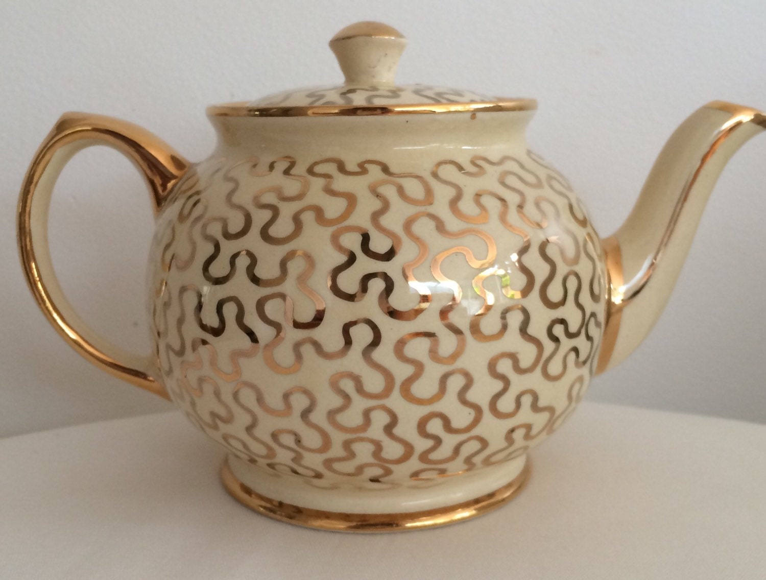 Sadler Teapot Gold Squiggles on Ivory 582R Teapot wide body Etsy