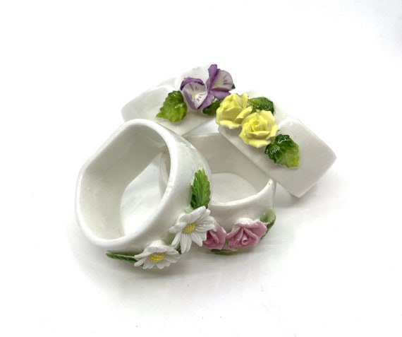 ヴィンテージ磁器の花柄ナプキンリング - 4個セット - Etsy 日本