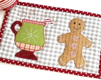 Gingerbread Cup Mug Rug Pattern