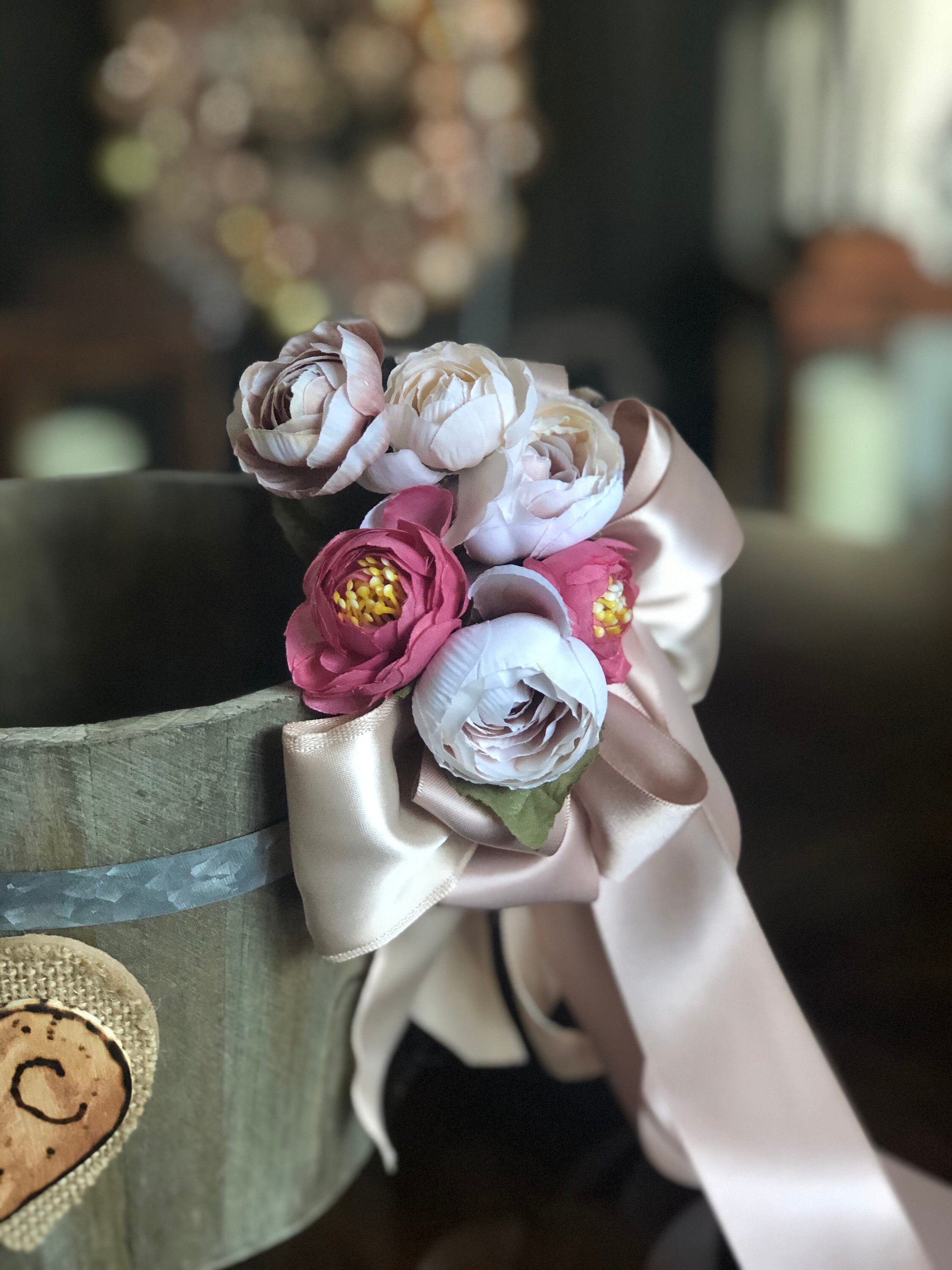 1 pezzo Cestino a forma di cuore in iuta con rose, cestino portafiori
