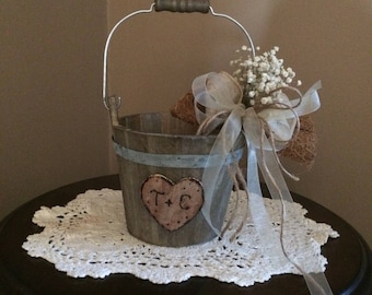 Rustic flower girl basket- Flower Girl Basket- Flowergirl- Burlap Baskets Rustic - Shabby Chic Weddings- Rustic wooden basket- Flower girl