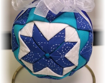 Quilted Christmas Ornament