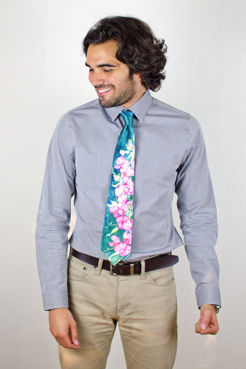 Sweet Pea Necktie