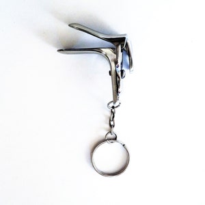 GYN Speculum Keychain /  Surgical Instrument Keychain / Realistic Articulated Speculum / Novelty Keychain