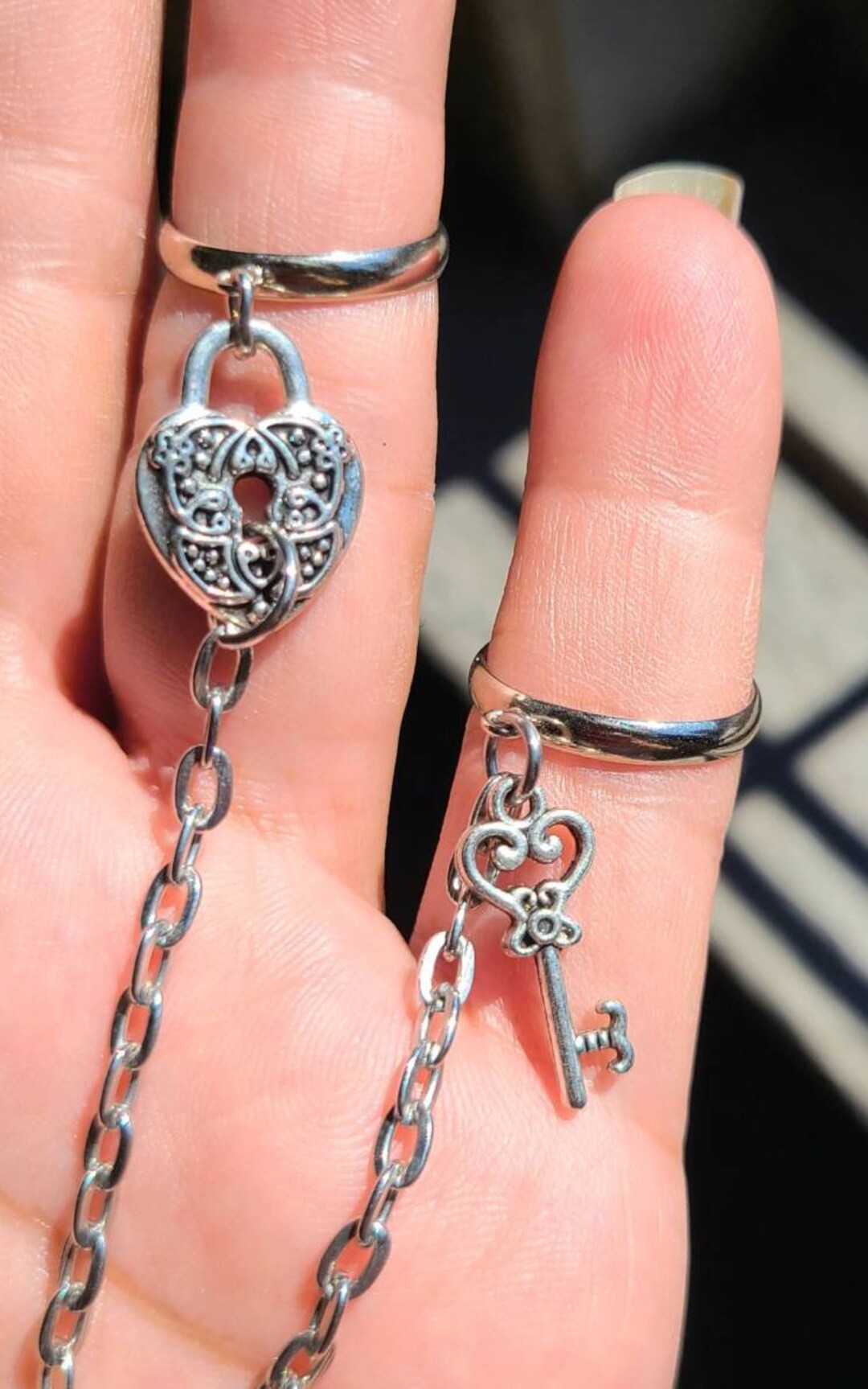 Silver Adjustable Double Ring / Connected Ring With Charms / Heart
