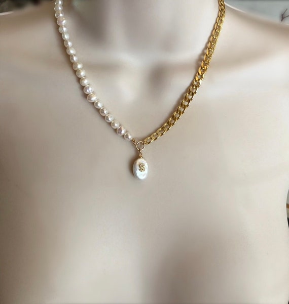 Pearl Mix Malti Chain Necklace（Gold） Mother of Pearl CZ Initial Pendant 18k Gold Fill Chain