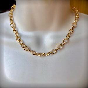 Stassi&#39;s Twisted Rolo Chain in 18k Gold Fill with CZ Micro Pavé Clasp