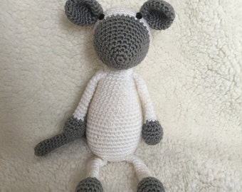 Amigurumi crochet pattern mouse