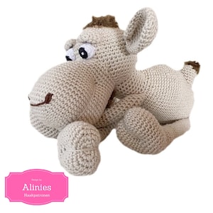 Camel crochet pattern amigurumi pdf tutorail in Dutch,French Deutsch and English US-terms
