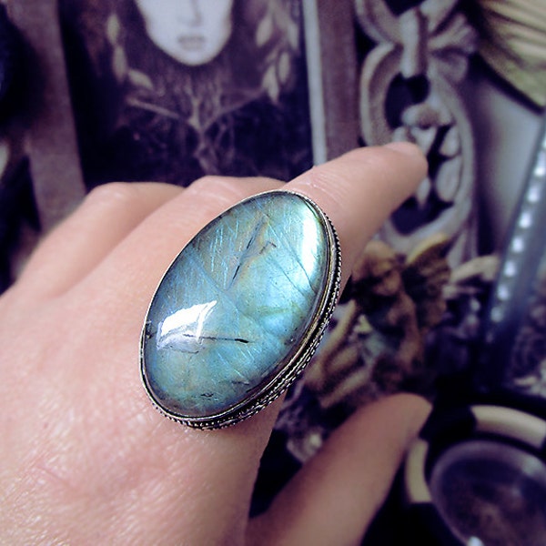 Labradorite Silver Ring, Oval Ring, Protection, Large Ring, Antique Design, Size 8.5