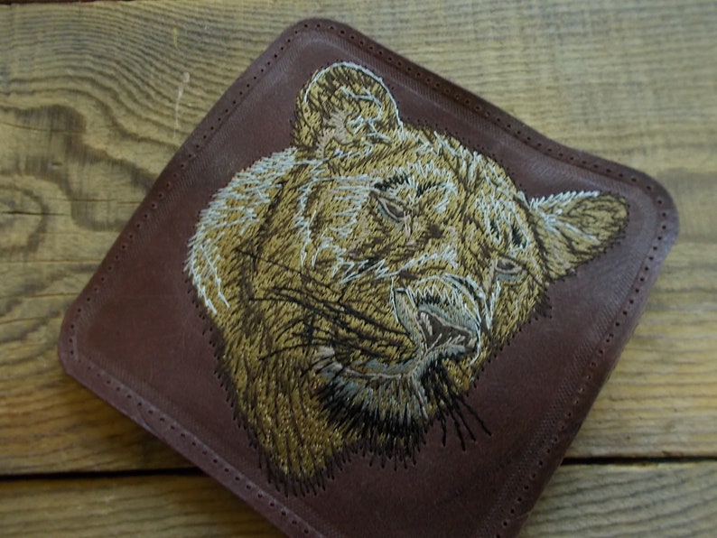 Hunter patch Brown Accessory Tiger embroidery Genuine leather Animal patch Leather patch backpack Custom leather patch bird Lion