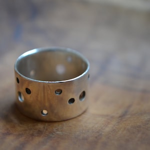 Eco sterling silver constellation ring. Bespoke and handmade to order. Created using sustainable methods. Worldwide shipping. Eco gifts.