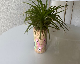 Air plant alien cork magnet