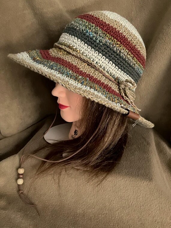 Packable Woman display picture 3