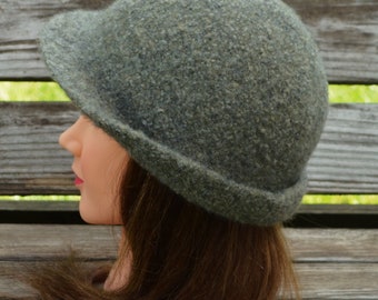 Classic 1920’s hand felted wool cloche hat. Medium Olive Green Heather.   Ready to Ship.