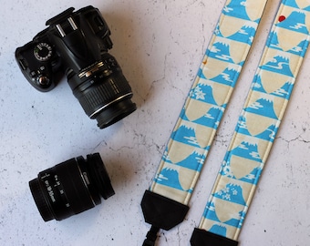 Mount Fuji japanese cotton camera strap. Padded reflex camera strap. Vegan camera strap