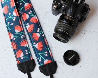 Flowers camera strap. Padded reflex camera strap. Vegan camera strap