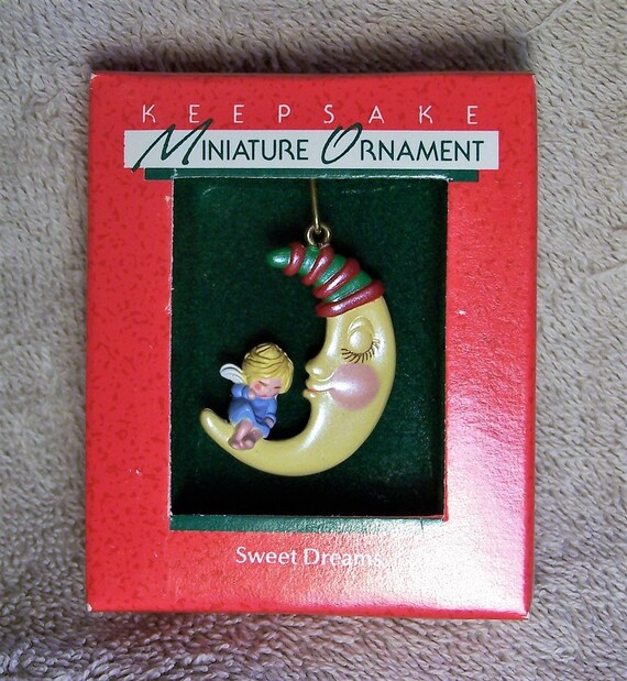 Hallmark /"Sweet Dreams/" Miniature Ornament 1988