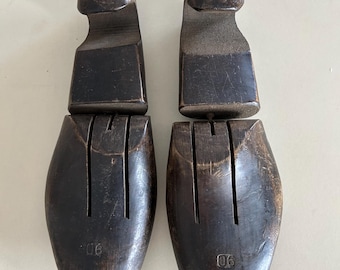Pair of vintage wood shoe trees /shoe stretcher