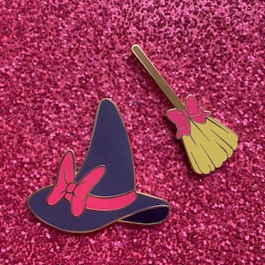 Witch pin set!