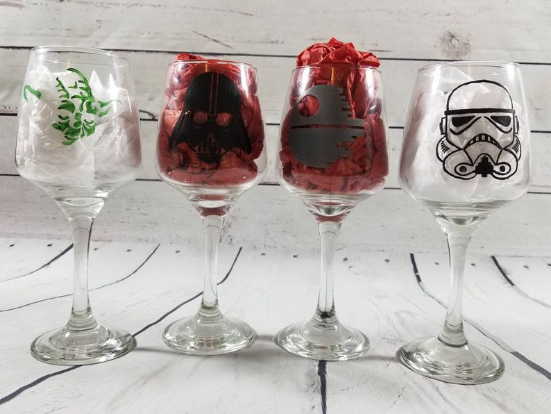 Star Wars Wine Glasses / Star Wars Gift / Star Wars Wedding / Etsy