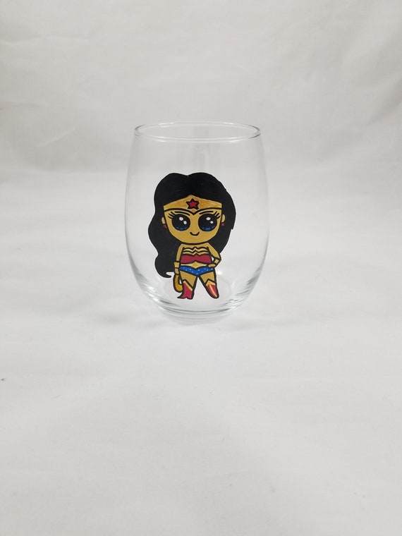 wonder woman wine glass
