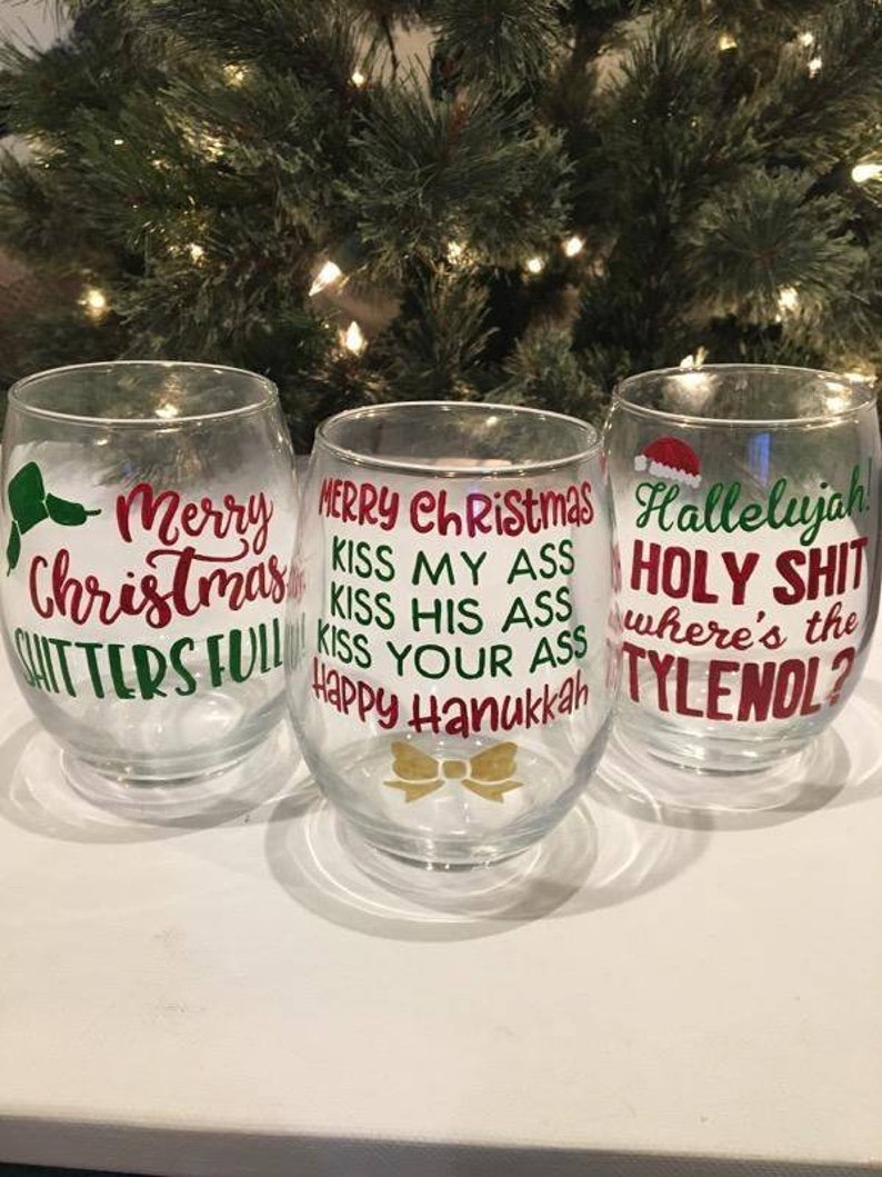 Christmas Vacation Wine Glasses / Christmas Wine Glasses / Etsy Canada