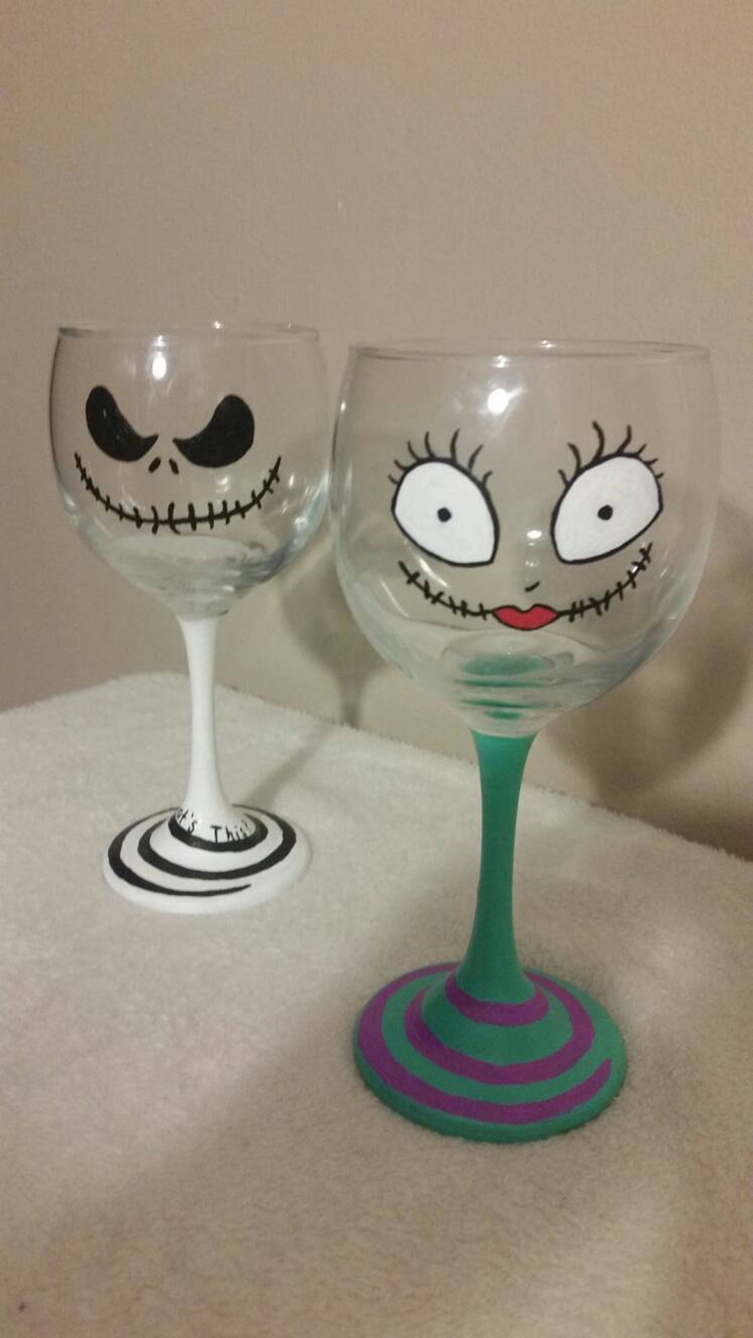 Nightmare Before Christmas Wine Glass / Nightmare Before Christmas