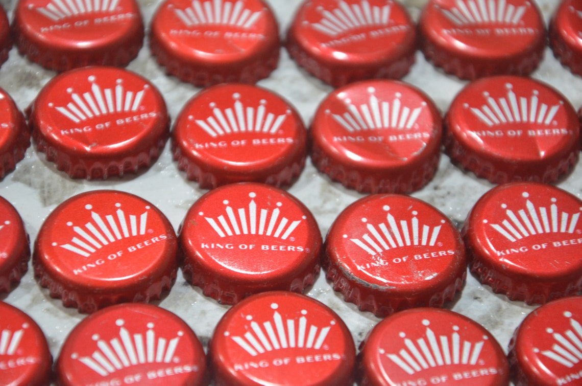 Bottle Caps Budweiser Crowns 50 Pack Used Bottle Caps Beer Etsy