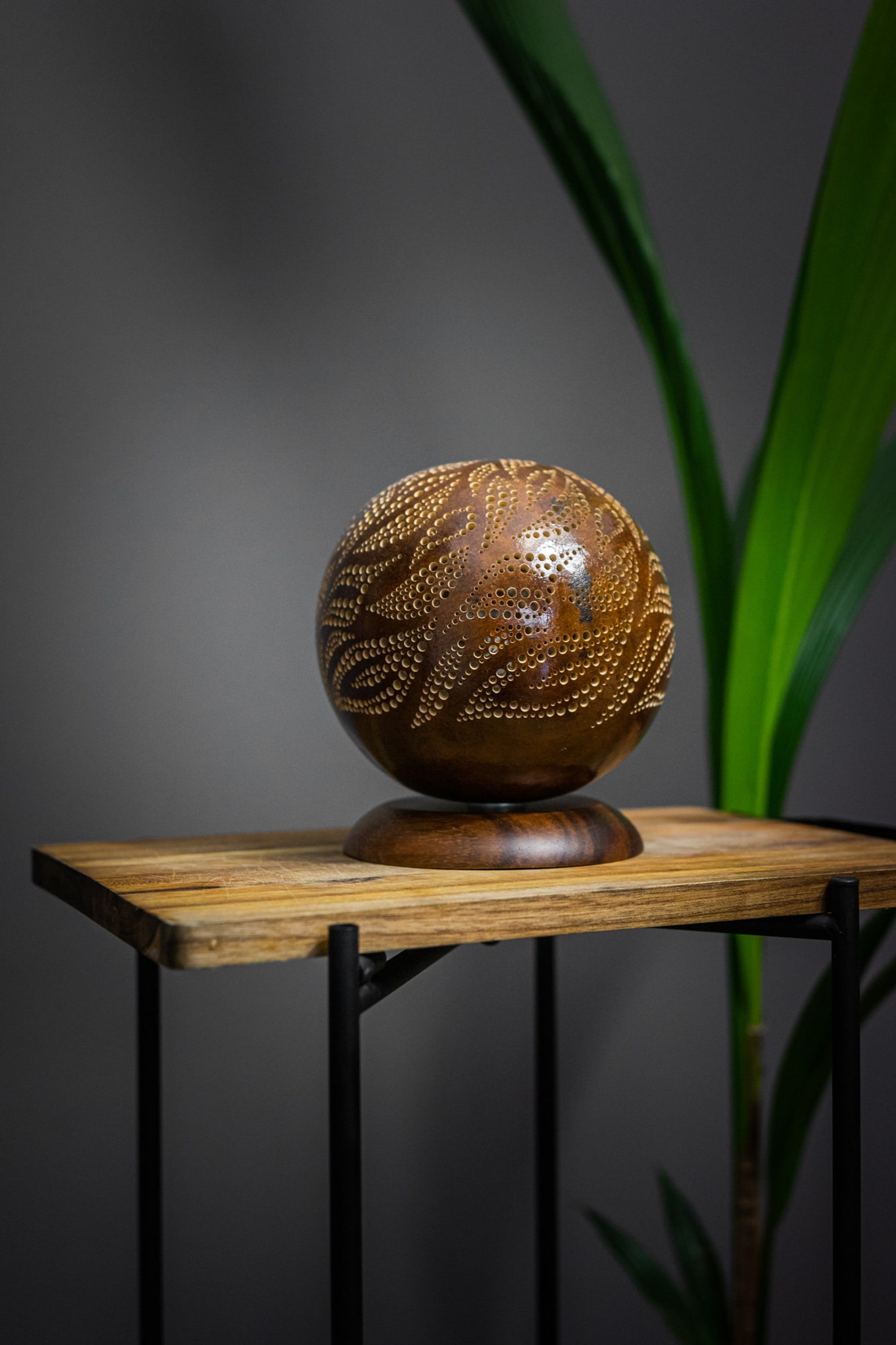 Leaf Minimal Table Lamp - Etsy