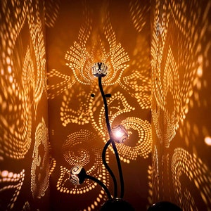 Lampada da terra n. 1 - Lampada marocchina in legno, luce notturna turca, lampadario naturale, lampada a sospensione, luce costiera, lampada in cocco, zucca
