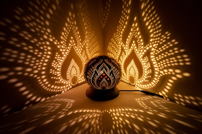 Lámpara de mesa minimalista Lotus Gourd: pantalla turca marroquí, base de madera de acacia