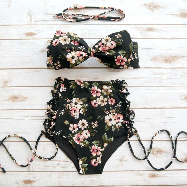 Schwarz Floral High Waist Bikini mit Cut Out Seiten