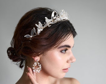 IRIS Beautiful Floral Bridal Headband