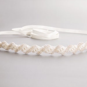 CHLOE Beautiful Pearl and Seed Beads Bridal Belt