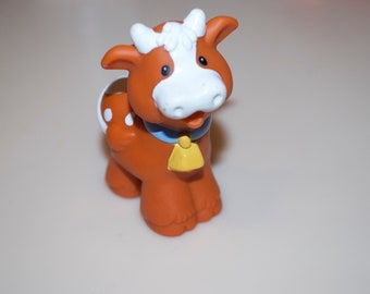 Details about   Vintage Fisher Price Little People Farm cow   #915   Broke Tail and horn 